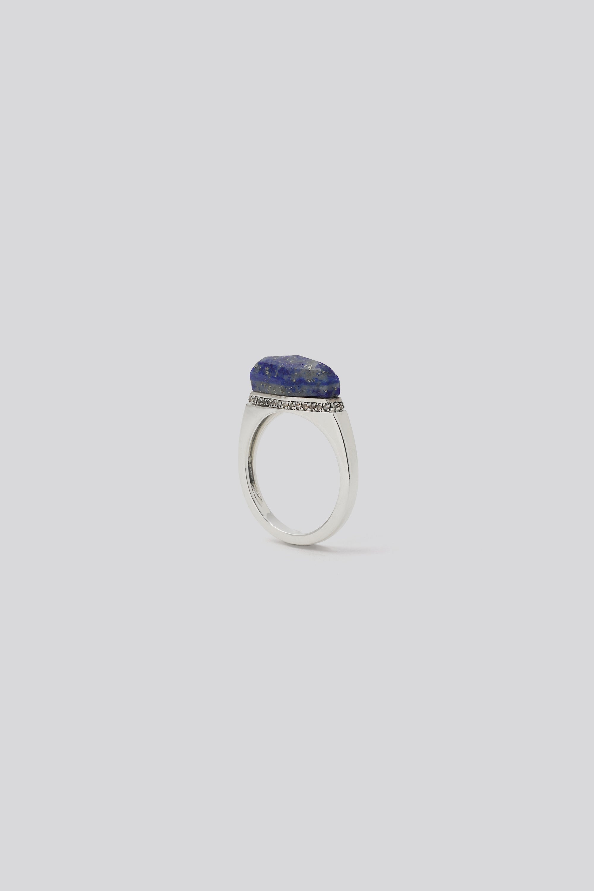 Constantin ring Small｜Onyx