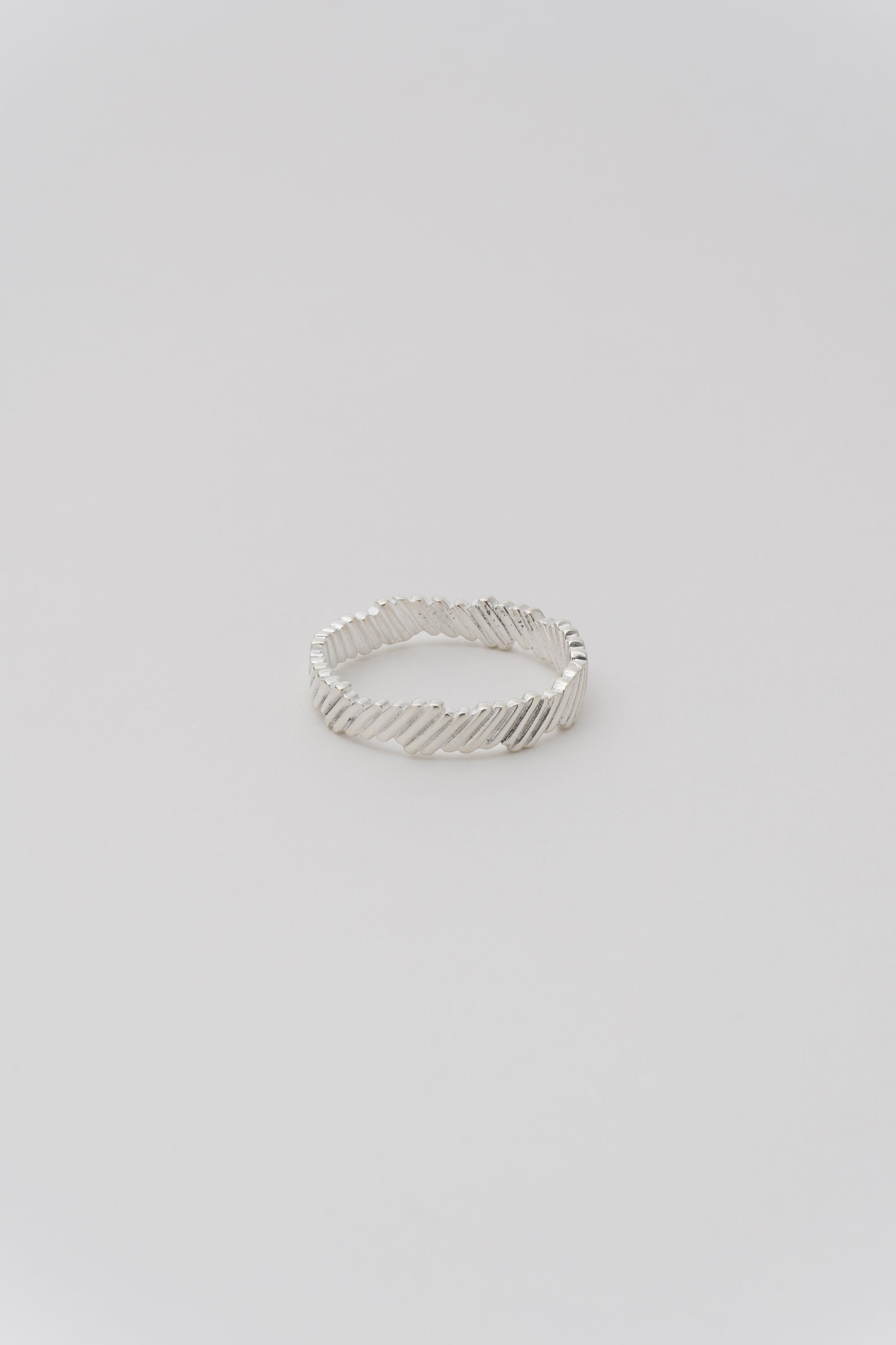 Line line line ring｜GOLD