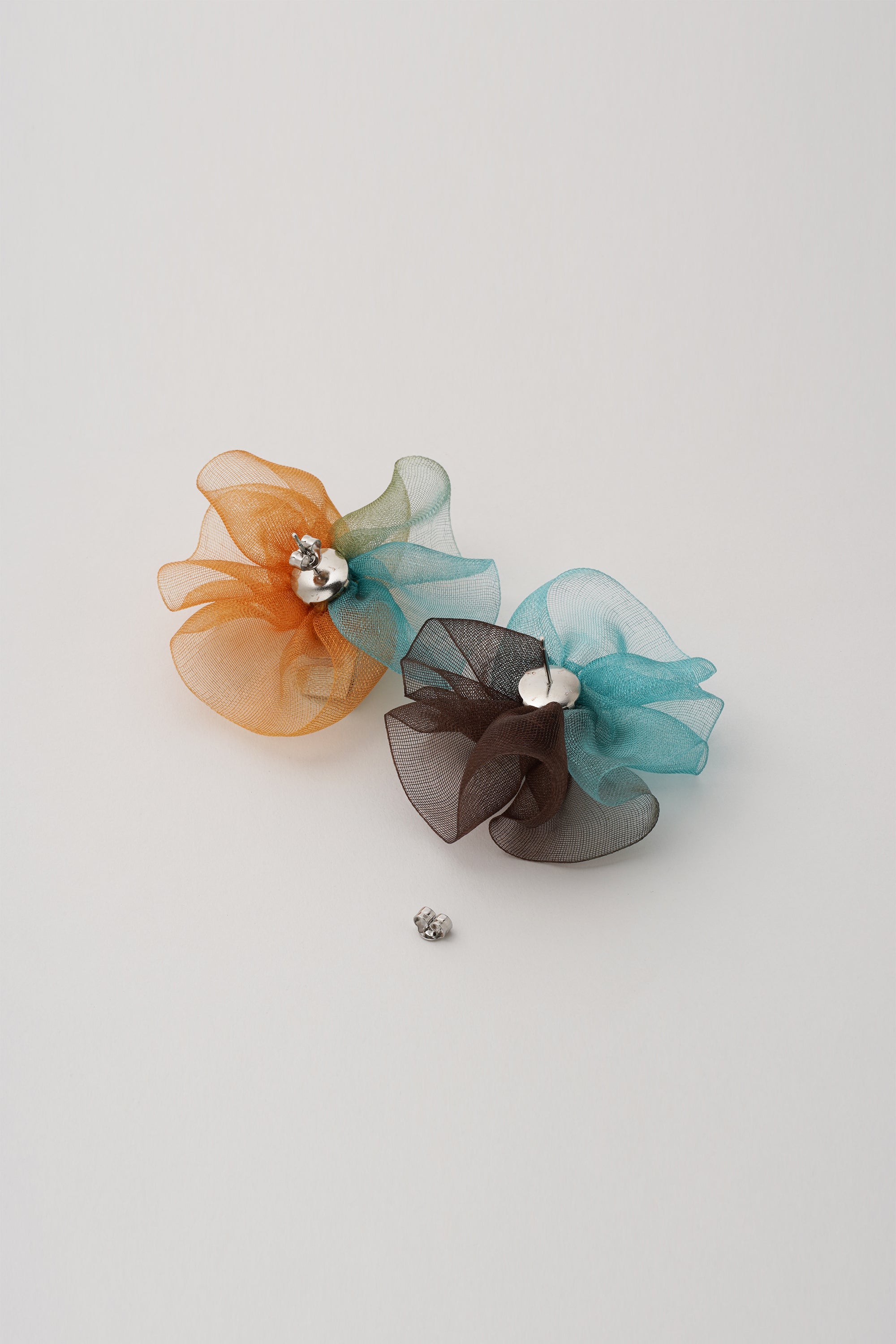 Organza earring Large｜BROWN