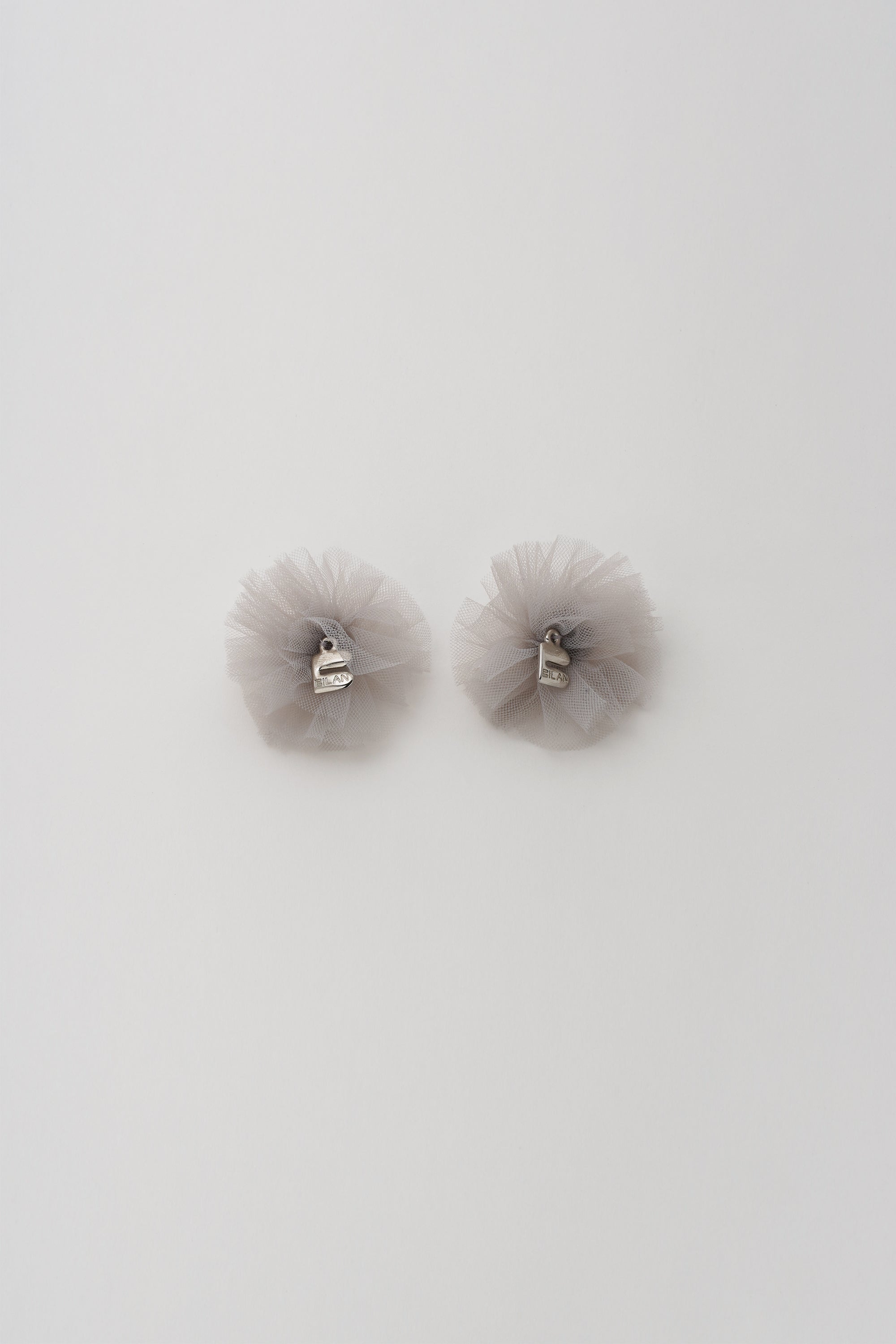 Fabric earring Small｜OFF WHITE