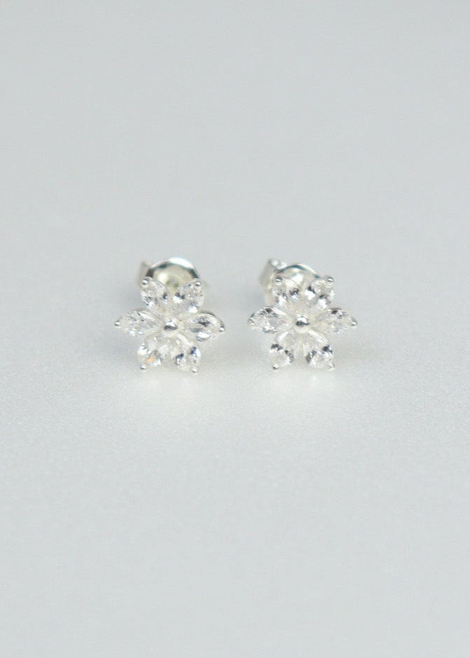 Zirconia Flower Pierce［PG/GD/SV］