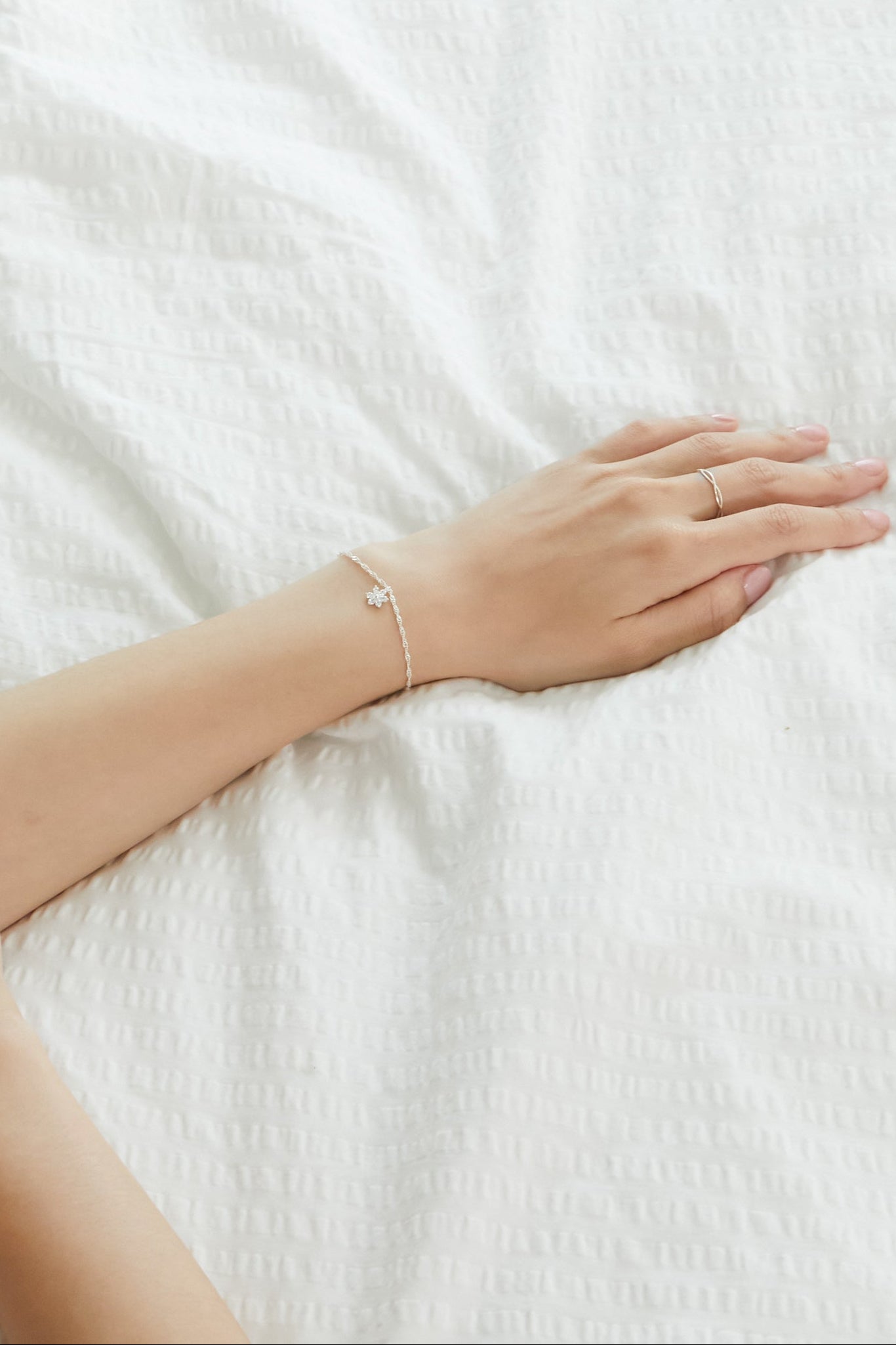 Zirconia Flower Bracelet［SV］