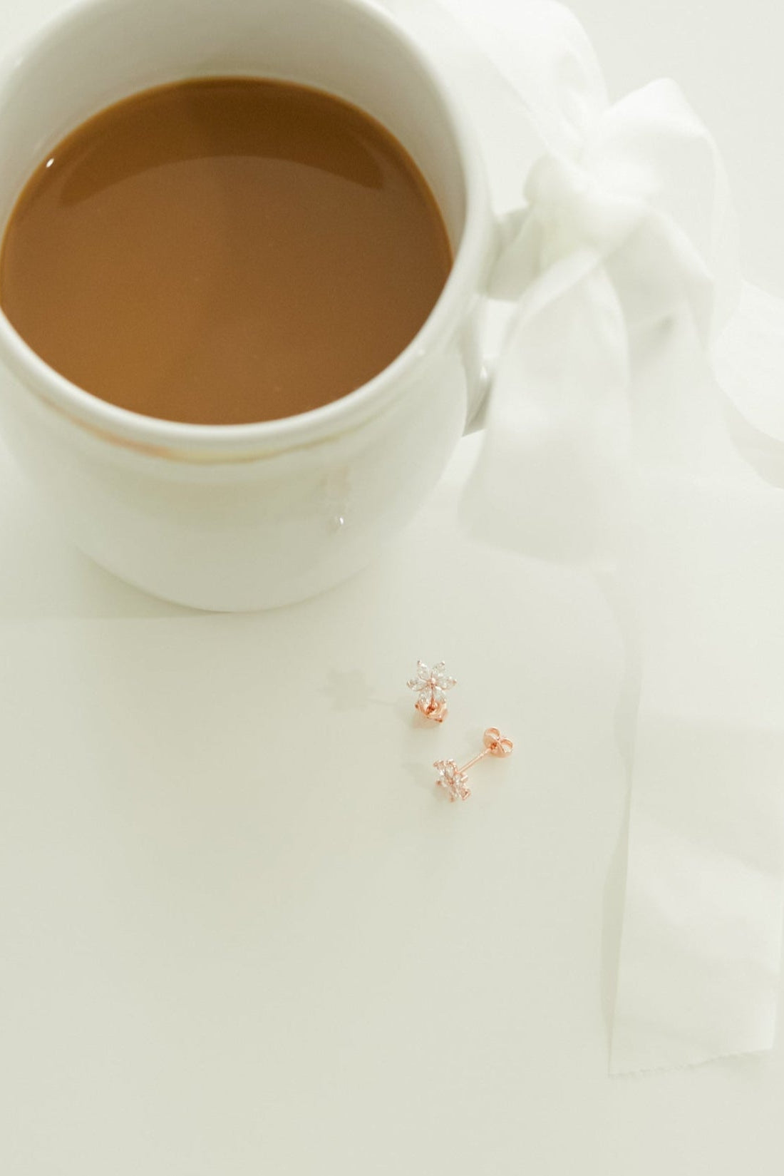 Zirconia Flower Pierce［PG/GD/SV］